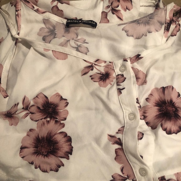 Rare Brandy Melville romper cream floral kimia - Picture 2 of 6